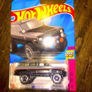 Carded Hot Wheels 1988 Jeep Wagoneer. RARE ITEM.